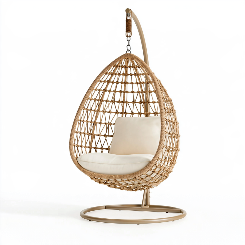 Hängesessel 105 cm x 105 cm x 195 cm aus Rattangeflecht Beige mit Metallgestell für Innenbereiche